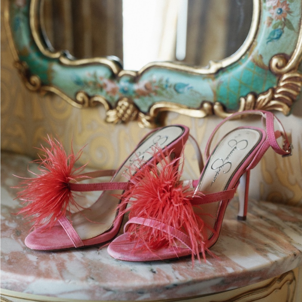 Jessica Simpson: Jenevya Pompom Strappy Heel, Sweet Coral, size 9